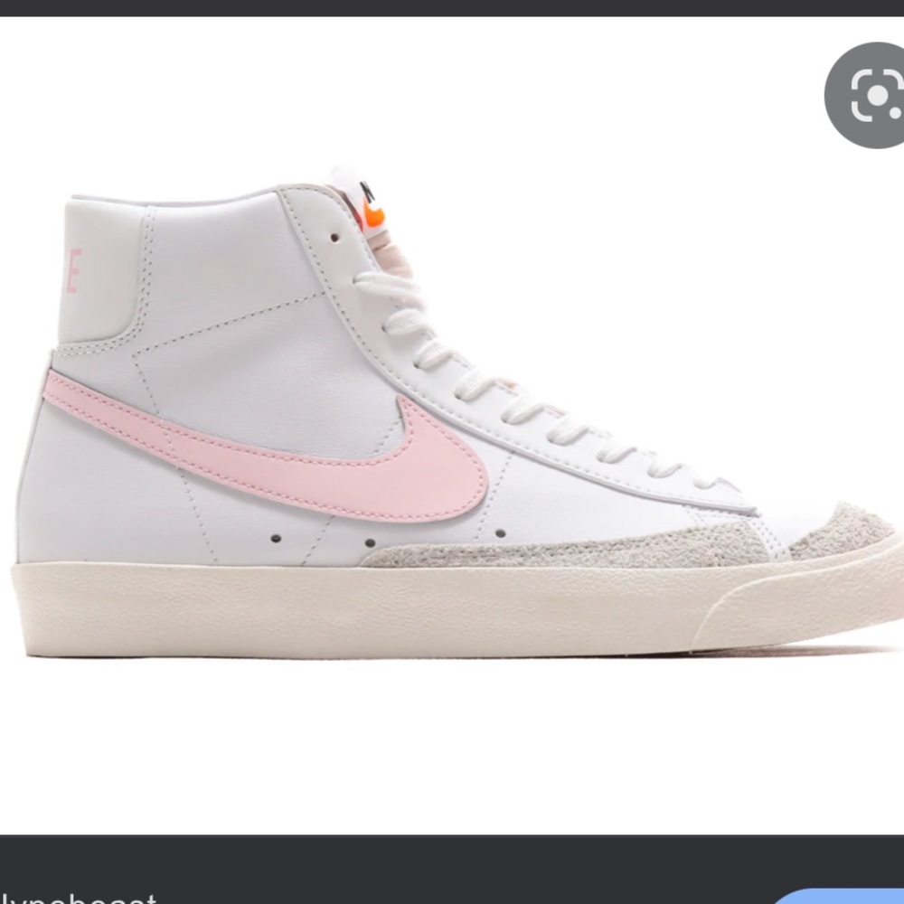 Nike Blazers 77 pink and white